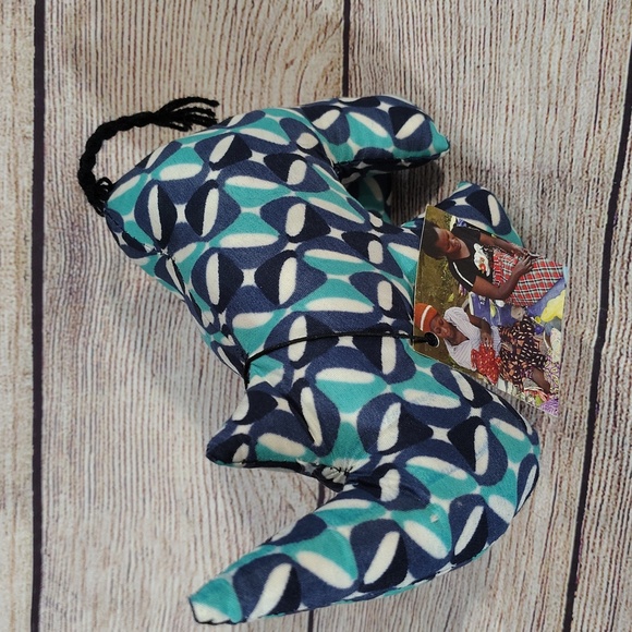 Handcrafted 6" Stuffed Rhinoceros - Picture 4 of 5